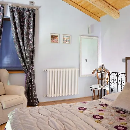 Apartment La Corte Di Langa Casa Ametista