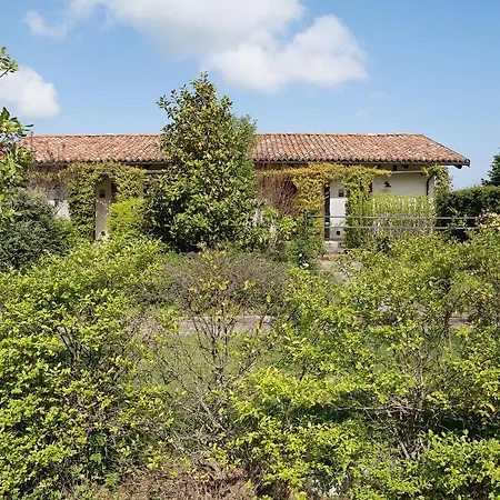 Apartment La Corte Di Langa Casa Ametista Albaretto della Torre